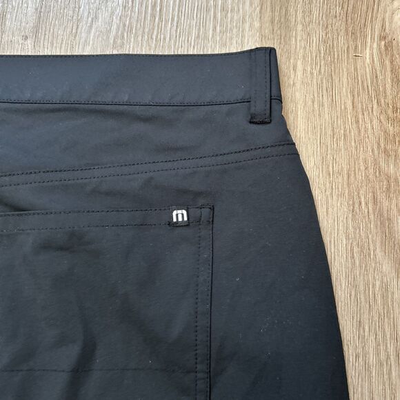Travis Matthew Open to Close Mens 38x31 Tech Chino Black Performance Golf Pants - Picture 8 of 9
